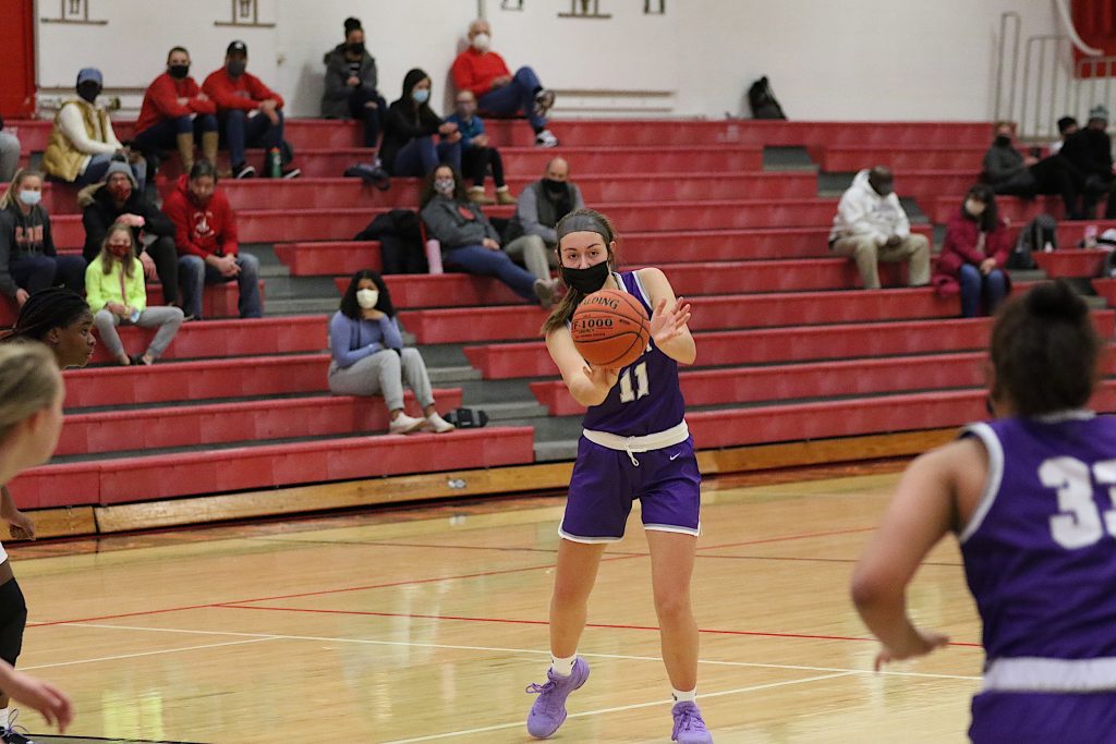 Girls Basketball Roundup Liberty High Holds Off Western Dubuque For First Win Your Prep Sports